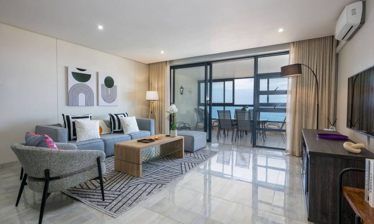Durban Apartment | Gorgeous 172 Spinnaker Two Bed with Sea Views