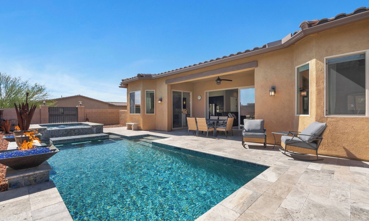 Tucson Estates House | Gorgeous custom family home Starr Ridge,Hot tub, Dogs welcome, Mountain Views!