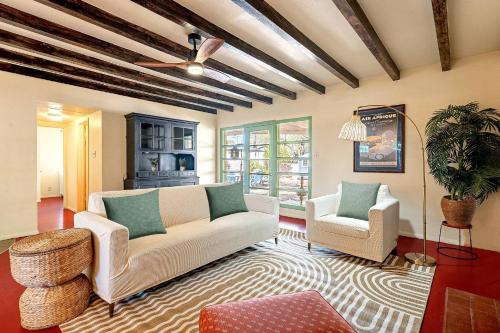 Peter Howell House | Hawthorne Manor - 3BD in Central Tucson with Patio
