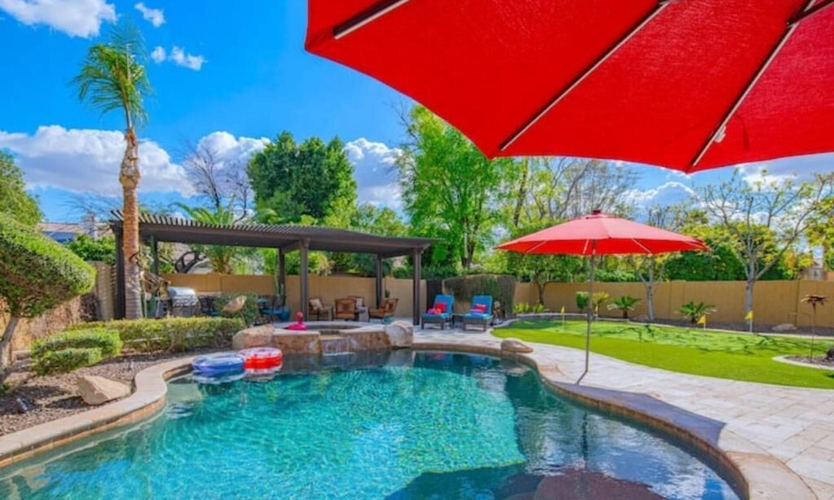 Superstition Springs House | Heated Pool and Hot Tub Included and No Cleaning Fee!