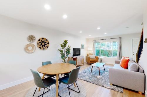 Fashion Square House | Heavenly Oasis