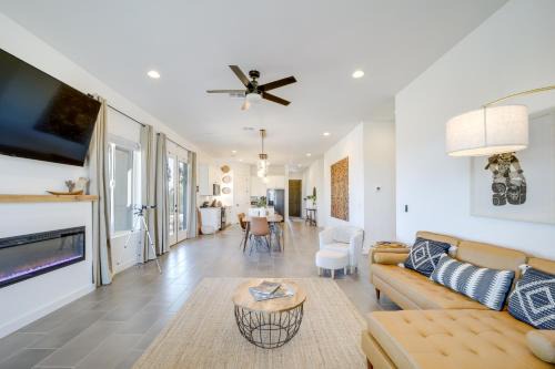 Rimrock House | Hiker's Retreat w/Furnished Patio in Rimrock!