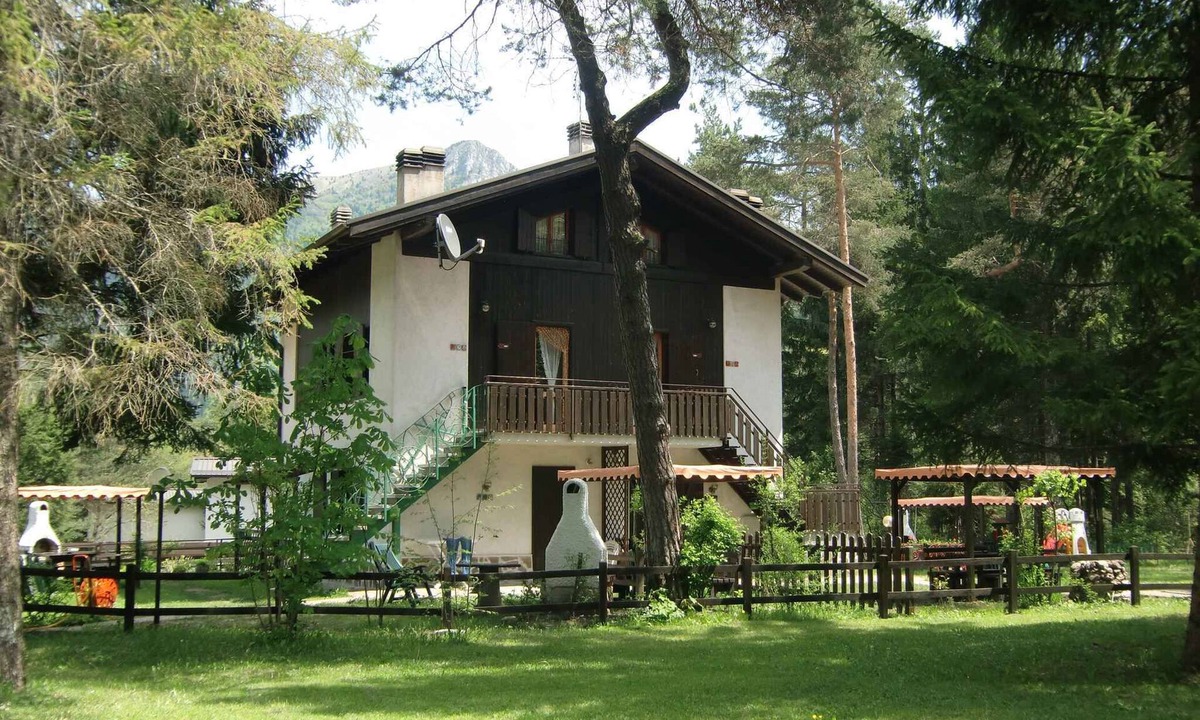 Pieve di Ledro Apartment | Holiday apartment near the lake