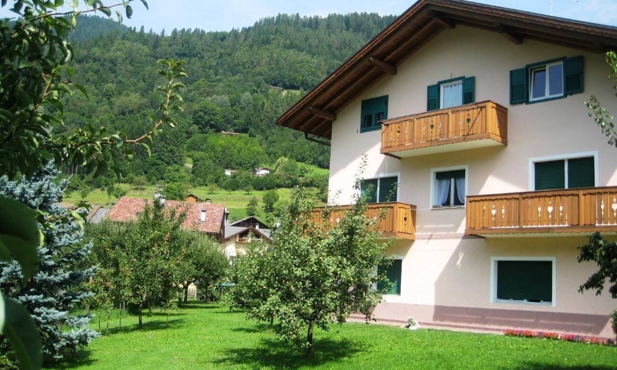 Mezzano Apartment | Holiday apartment Mezzano for 1 - 8 persons with 3 bedrooms - Holiday apartment