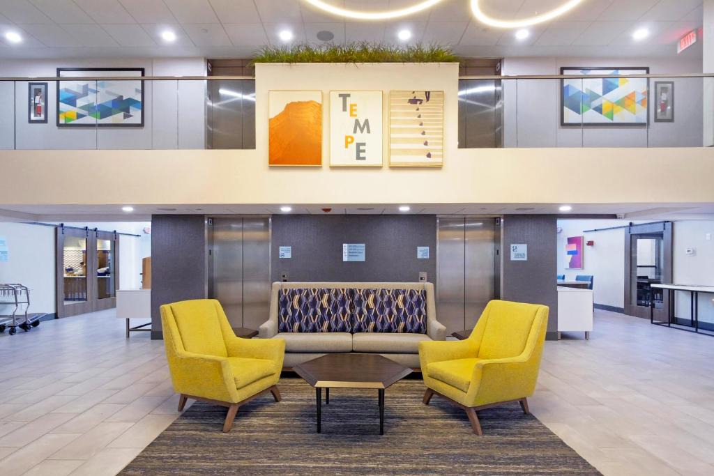 Tempe Hotel | Holiday Inn Express & Suites Phoenix - Tempe by IHG