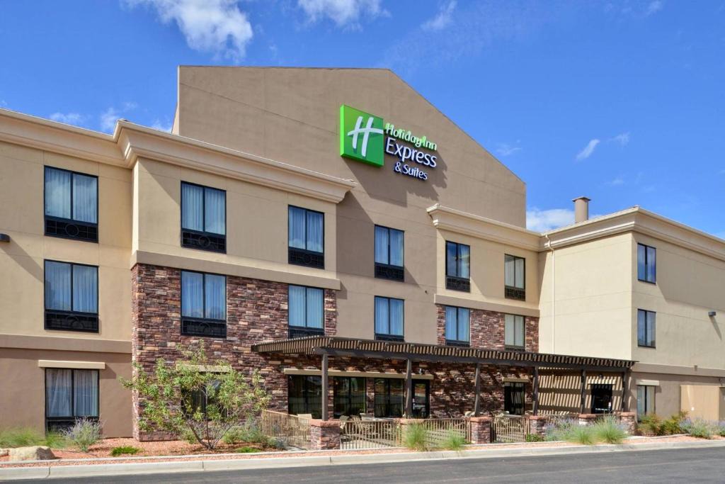 Page Hotel | Holiday Inn Express & Suites Page - Lake Powell Area by IHG