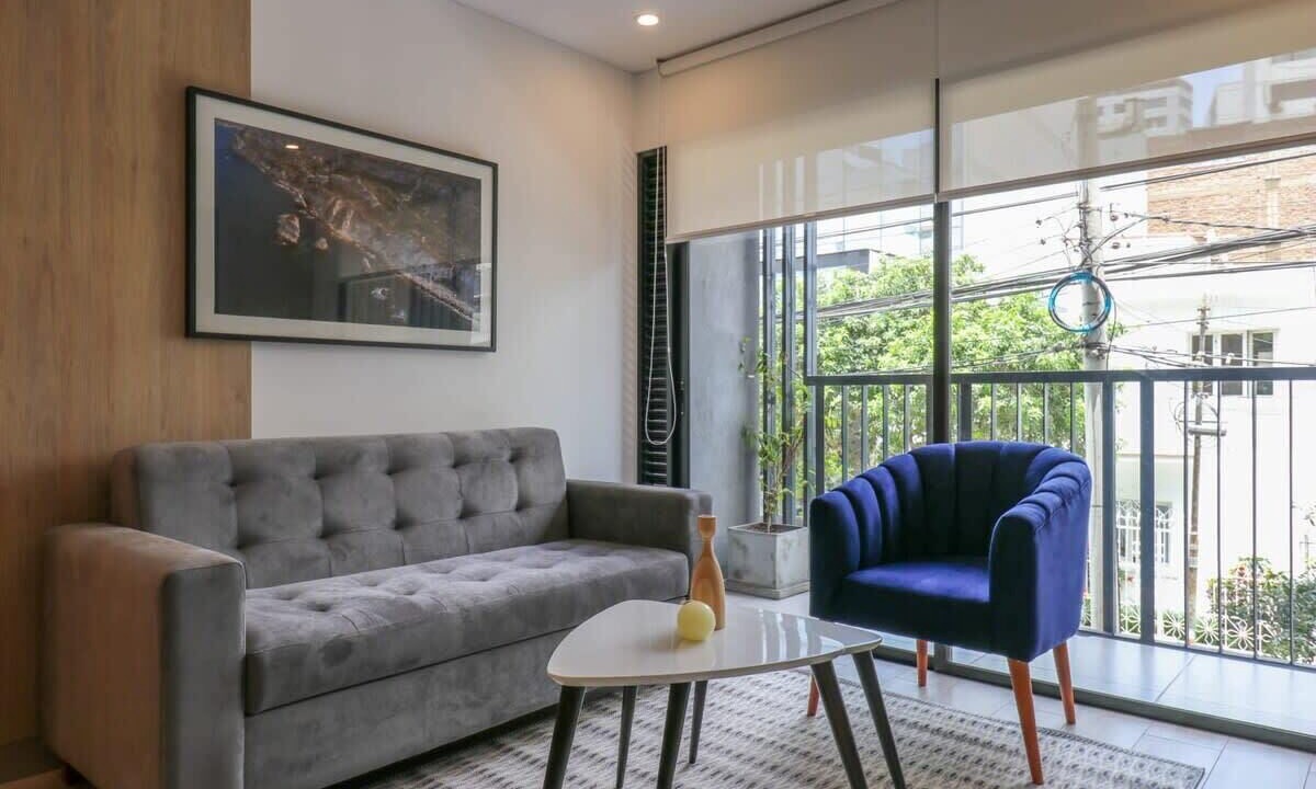 Petit Jean Ocharan Apartment | Homey 3BR with Balcony in the Heart of Miraflores