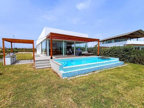 Centro Poblado Canyar Villa | HOP ODAIBA exclusiva laguna y playa en Chincha