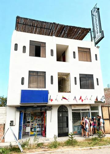 Ica House | Hospedaje El Encanto del Bosque