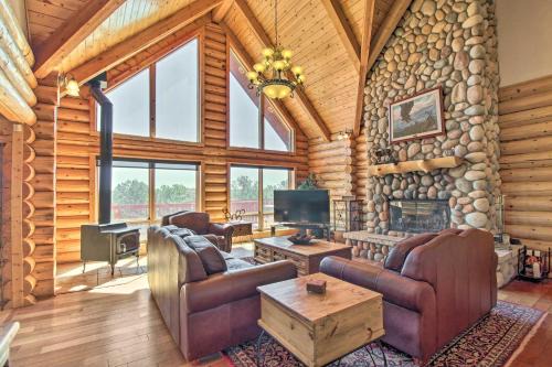 Show Low House | Hot Tub, Game Room & Theater: Luxe Show Low Home