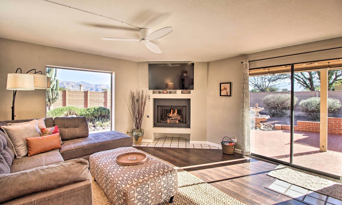 Tucson House | Hot Tub Mountain View Getaway in Tucson!