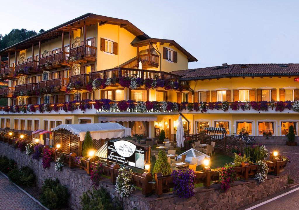 Moena Hotel | Hotel Alle Alpi