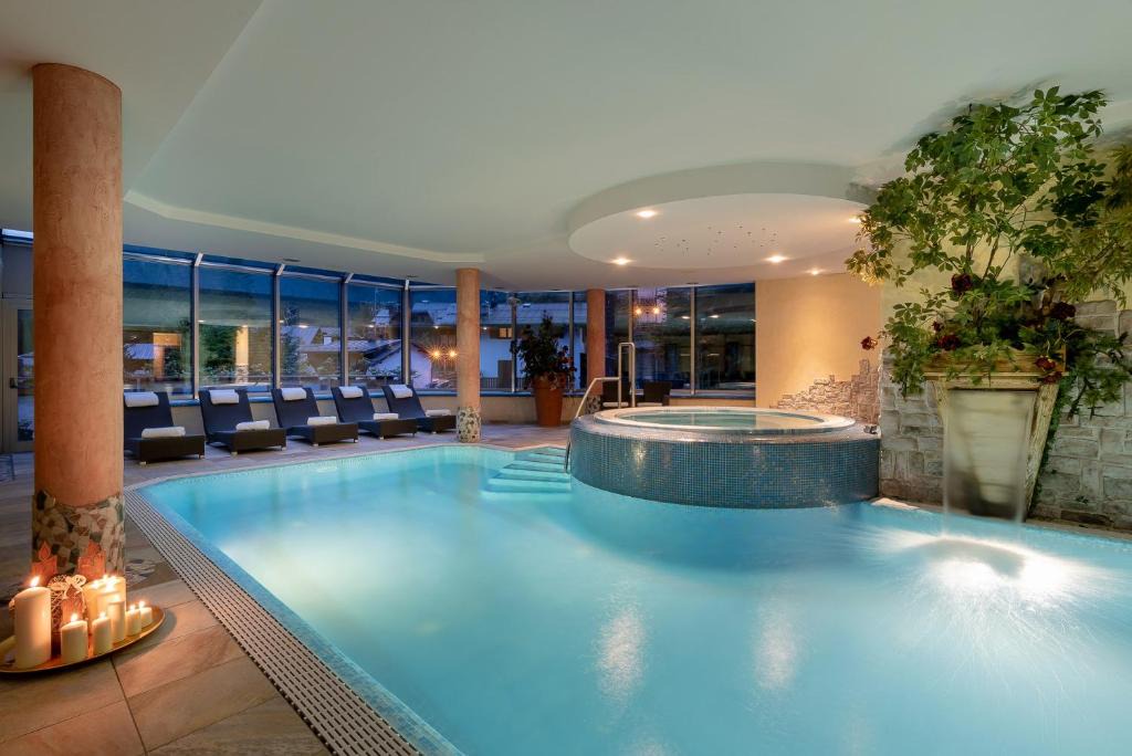 San Martino di Castrozza Hotel | Hotel Belvedere