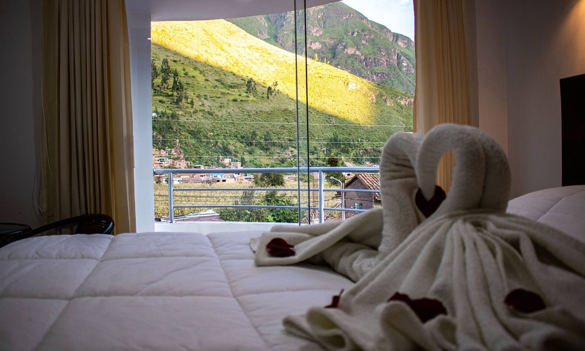 Calca Hotel | Hotel Los Laureles