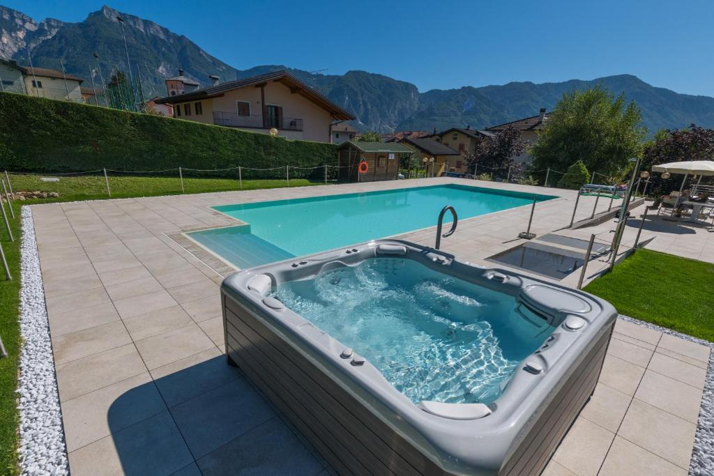 Barco Hotel | Hotel Lucia