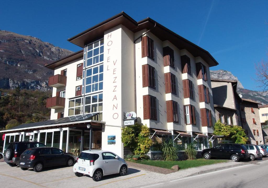 Vezzano Hotel | Hotel Vezzano