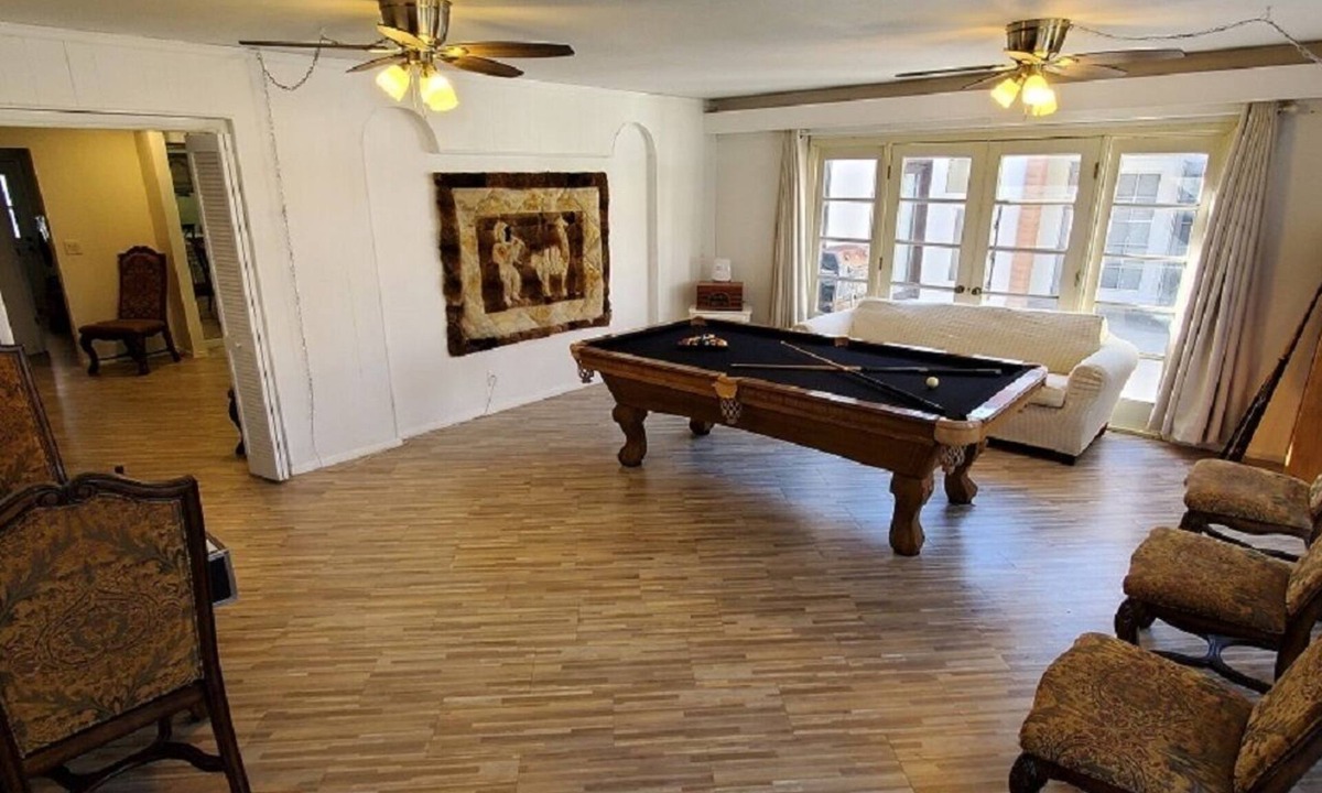 Mesa House | Huge 4,080 SqFt cul-de-sac Home