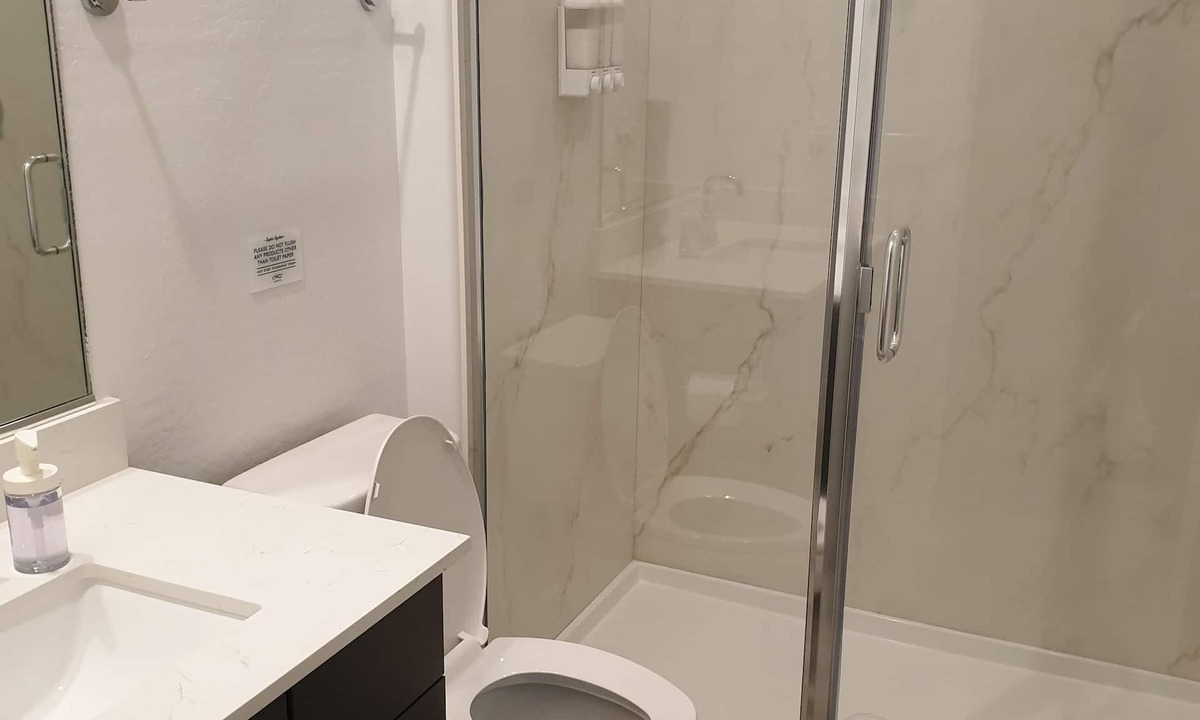South Mountain House | in-law suite with private entrance in a newly built house
