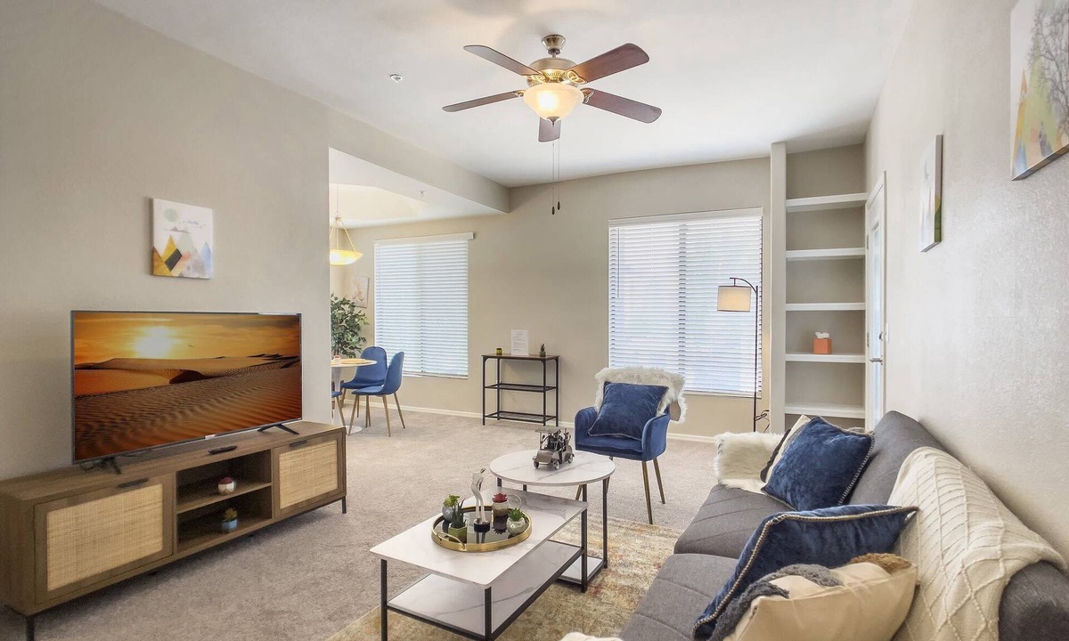 Desert Paradise Estates Apartment | Kierland Commons CozySuites with heated pool, gym!