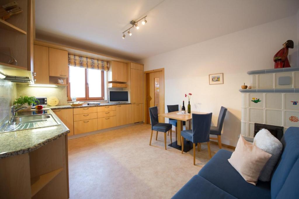 Castelvecchio Alto Apartment | Kristallhof Fewo Golden