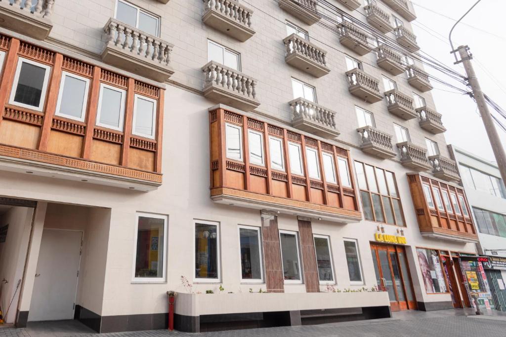 Miraflores Hotel | La Luna Inn