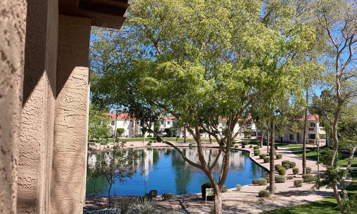 Superstition Lakes Condo | Lake Front 2nd floor condo w/community pool/spa, near golf course