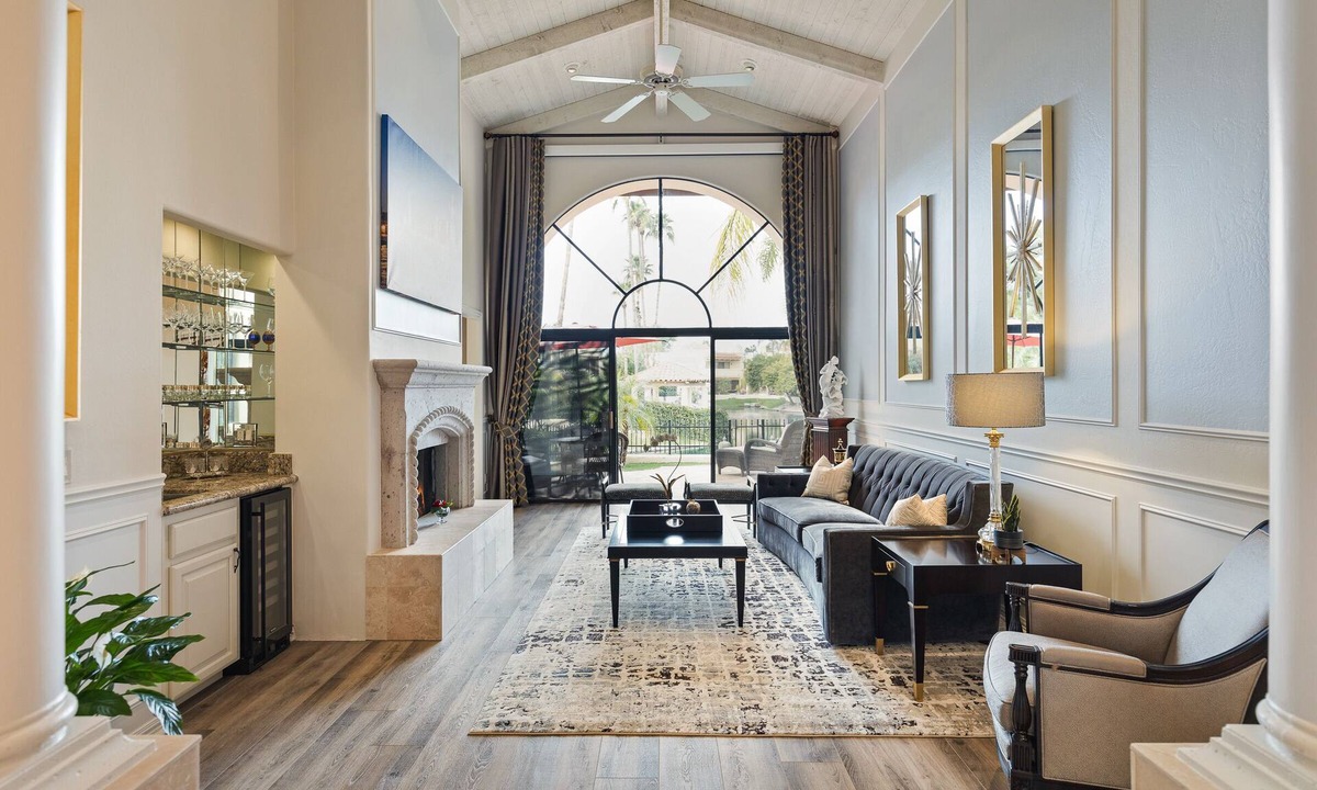 Scottsdale Ranch House | Lake front home in Scottsdale!