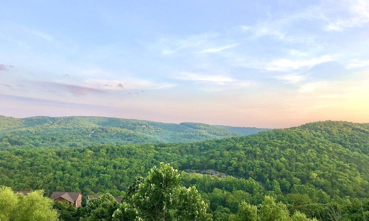 Indian Point Condo | Lake & Mountain View Condo - The Cliffs on Indian Point - Silver Dollar City