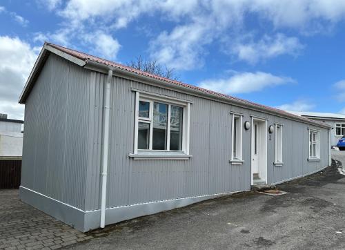 Hafnarfjordur Apartment | Little house in downtown Hafnarfjörður
