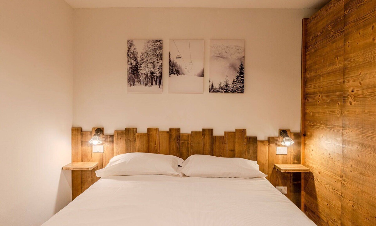 Carisolo Apartment | Lovely apartment for 6 guests with WIFI, TV and patio