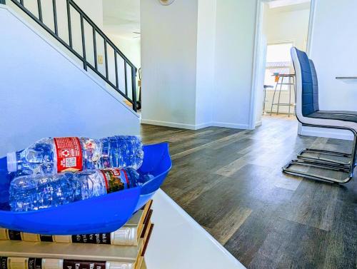 Phoenix House | Luxury Home in Phoenix Peoria for 16 Guests & Pool