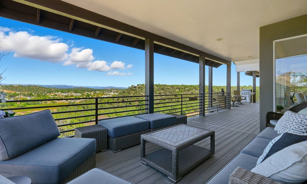 Payson House | Luxury Rim View Retreat—Huge Deck—Escape Phoenix Heat