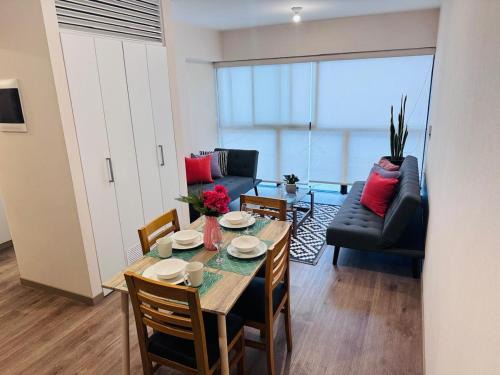Santiago de Surco Apartment | M15 - Two Bedroom Apartment in front of the US Embassy