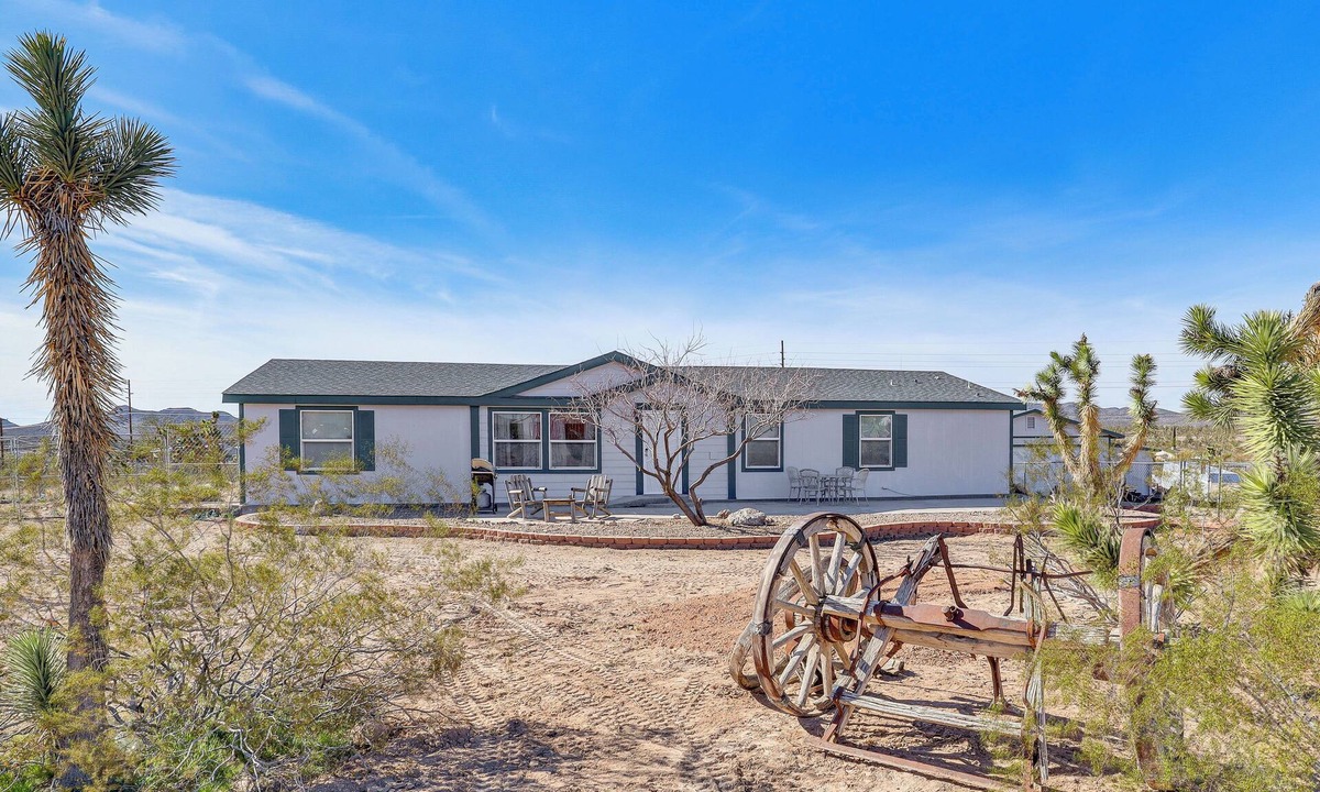 Dolan Springs House | Magnolia Manor House: Desert Escape, Mtn Views