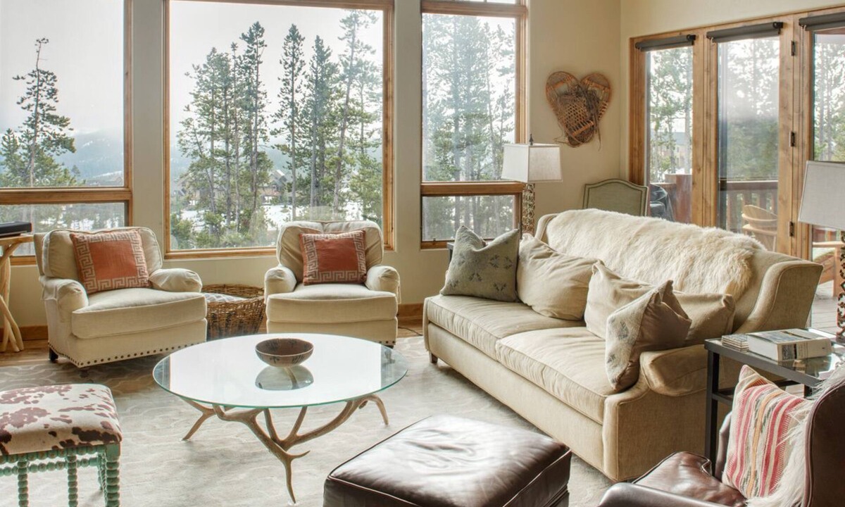 Big Sky House | Marvelous townhome with breathtaking views! Hot Tub!