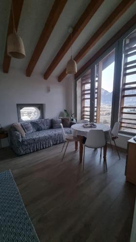 Martignano Apartment | Maso kreuzberg appartamento in mansarda vista montagne
