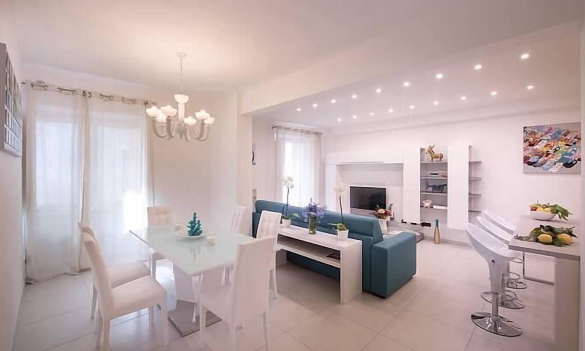 Minori Apartment | Modern Apartment close to the Beach - Corso 4 by AMALFIVACATION.IT