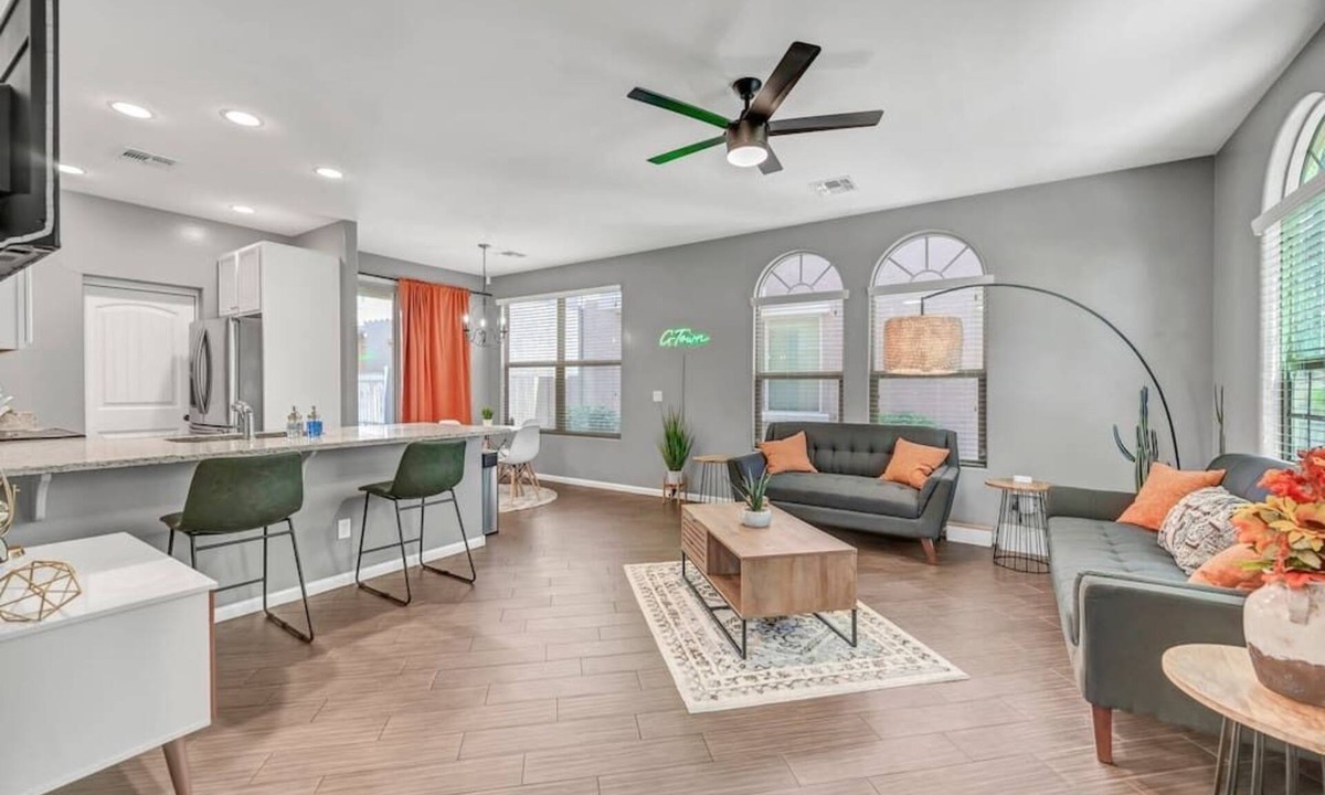 Higley Park House | Modern desert vibes in the heart of Gilbert!