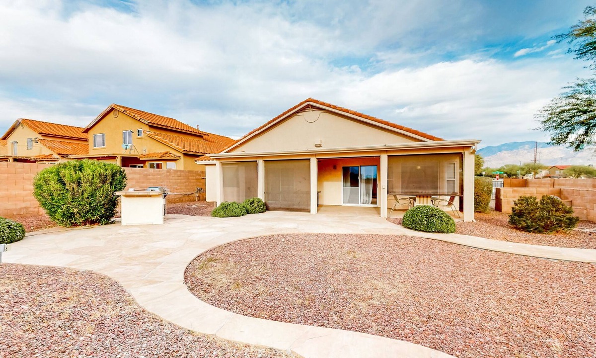 Oro Valley House | Modern Home w/Patio & Mtn Views, Golf Nearby - 9 Mi to Tucson