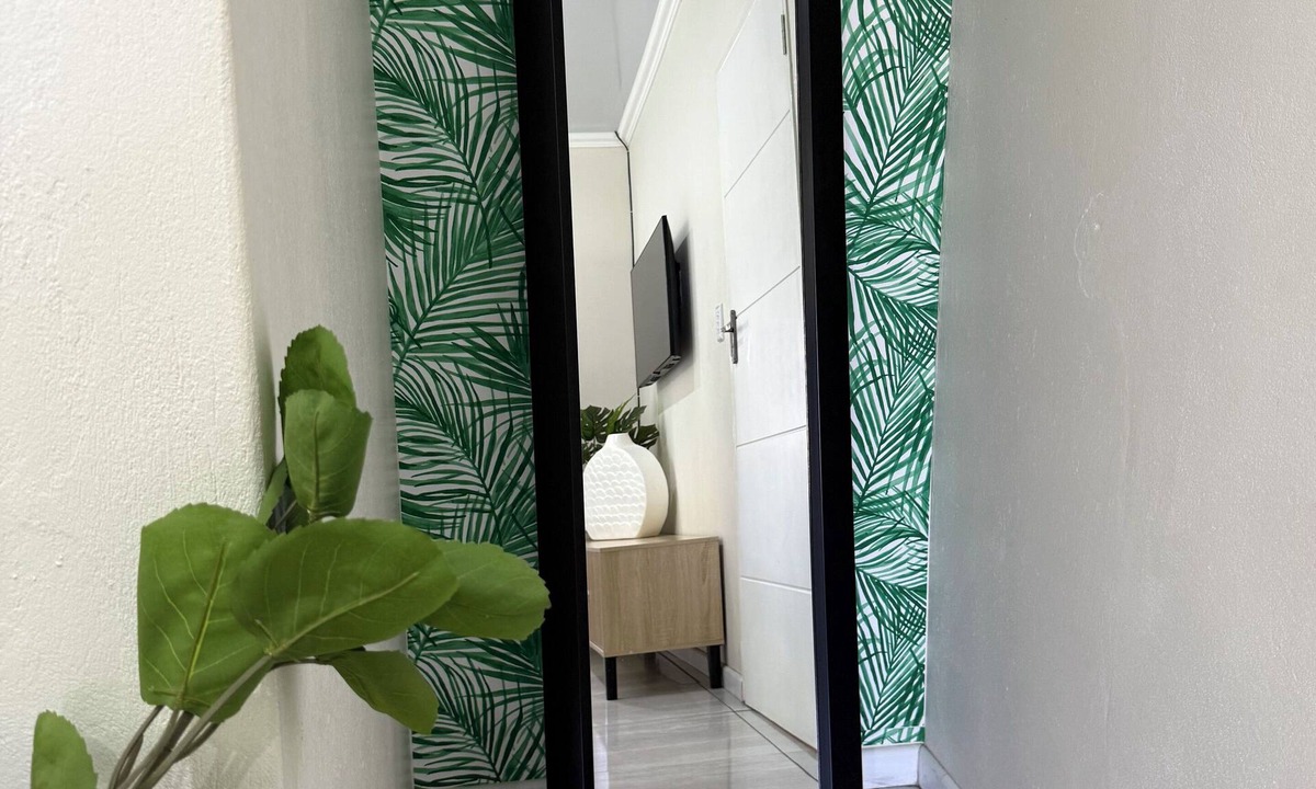 Newcastle Apartment | Modern Luxury 2BR 2 Bath Apt with Balcony view