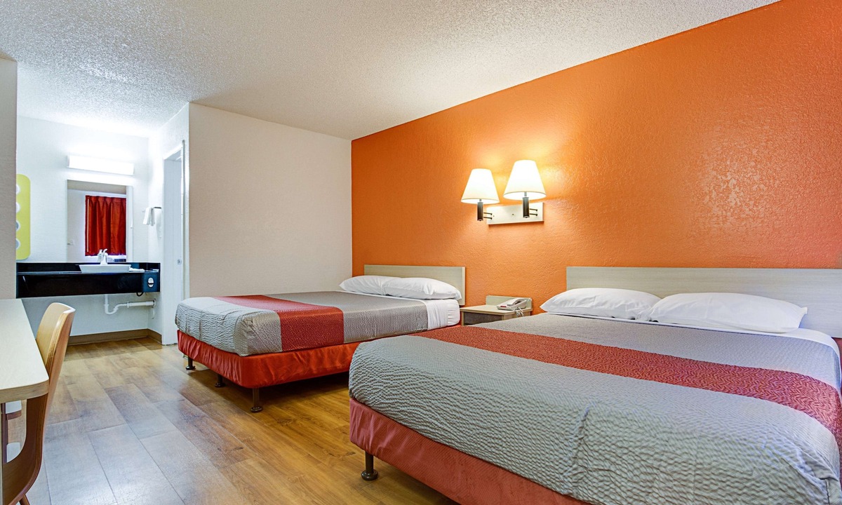 Tempe Hotel | Motel 6 Tempe, AZ - Scottsdale South