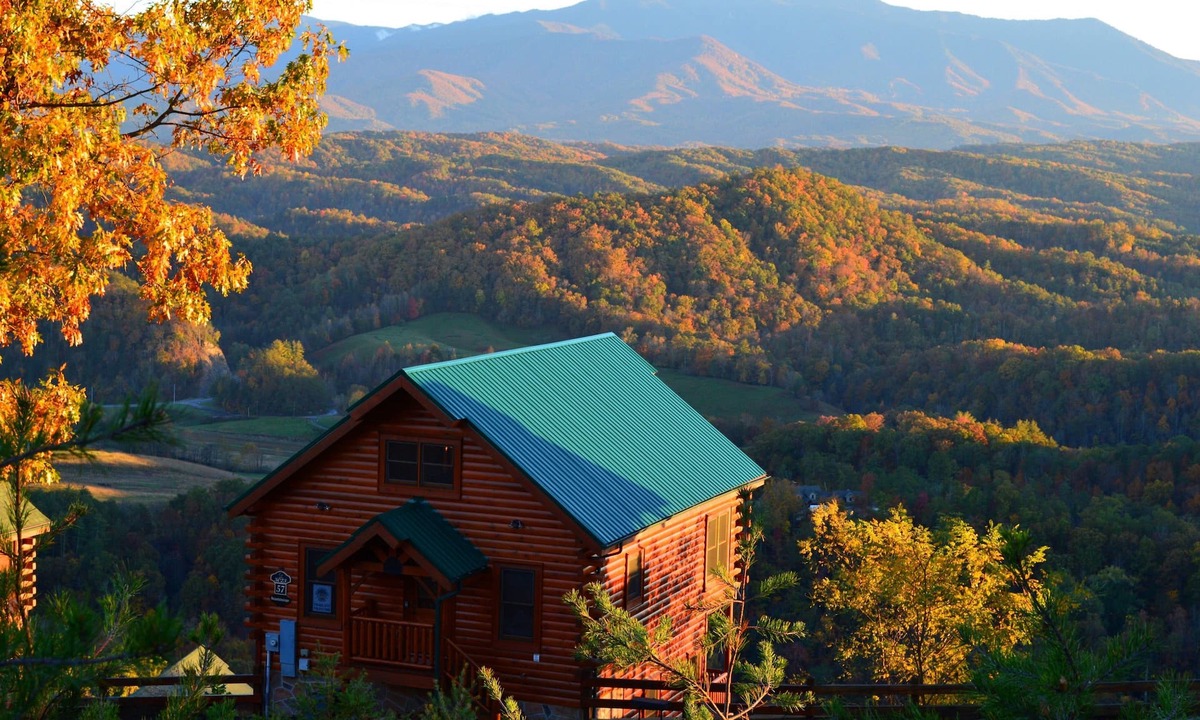 Sevierville Cabin | 'Mountainscape'-Million Dollar Views In Legacy Mtn. 10% off 7 night rental!