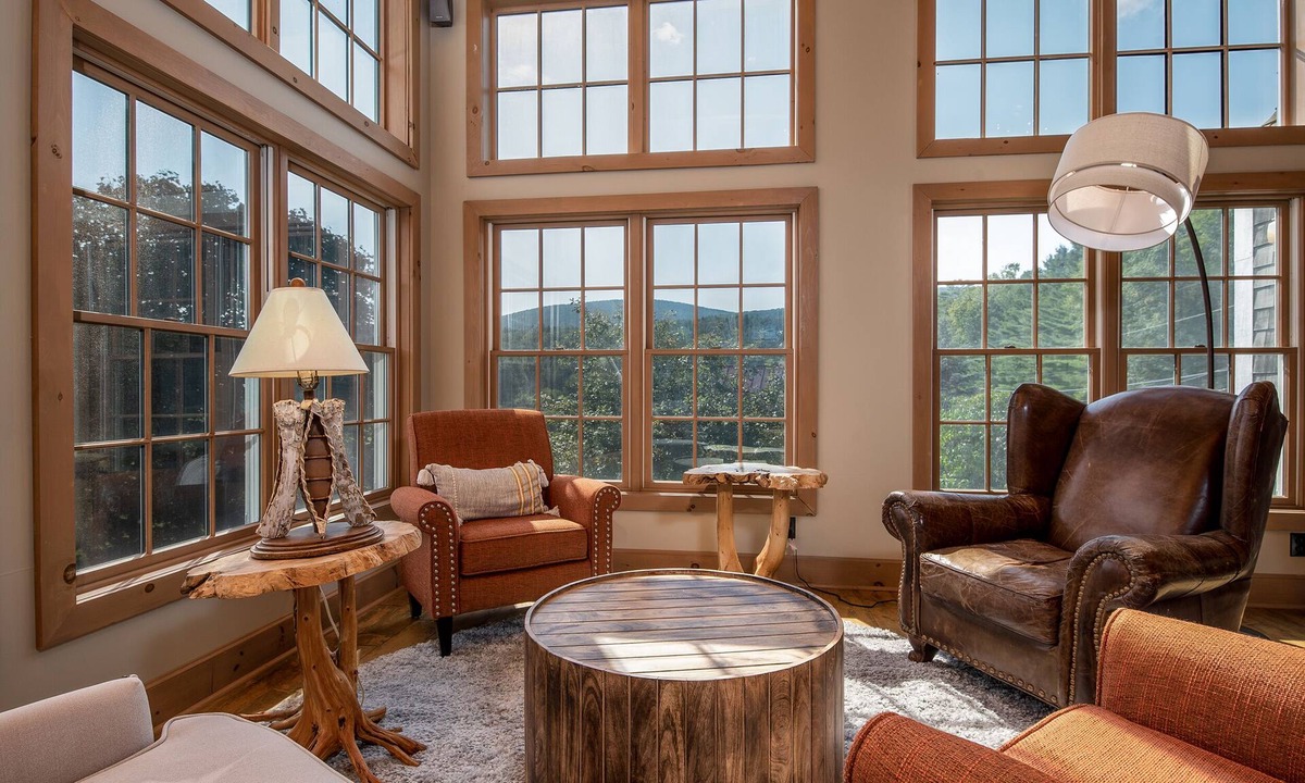 Ludlow Cabin | Mountainview Lodge - Newly Renovated Luxury Home <1 Mile To Okemo!