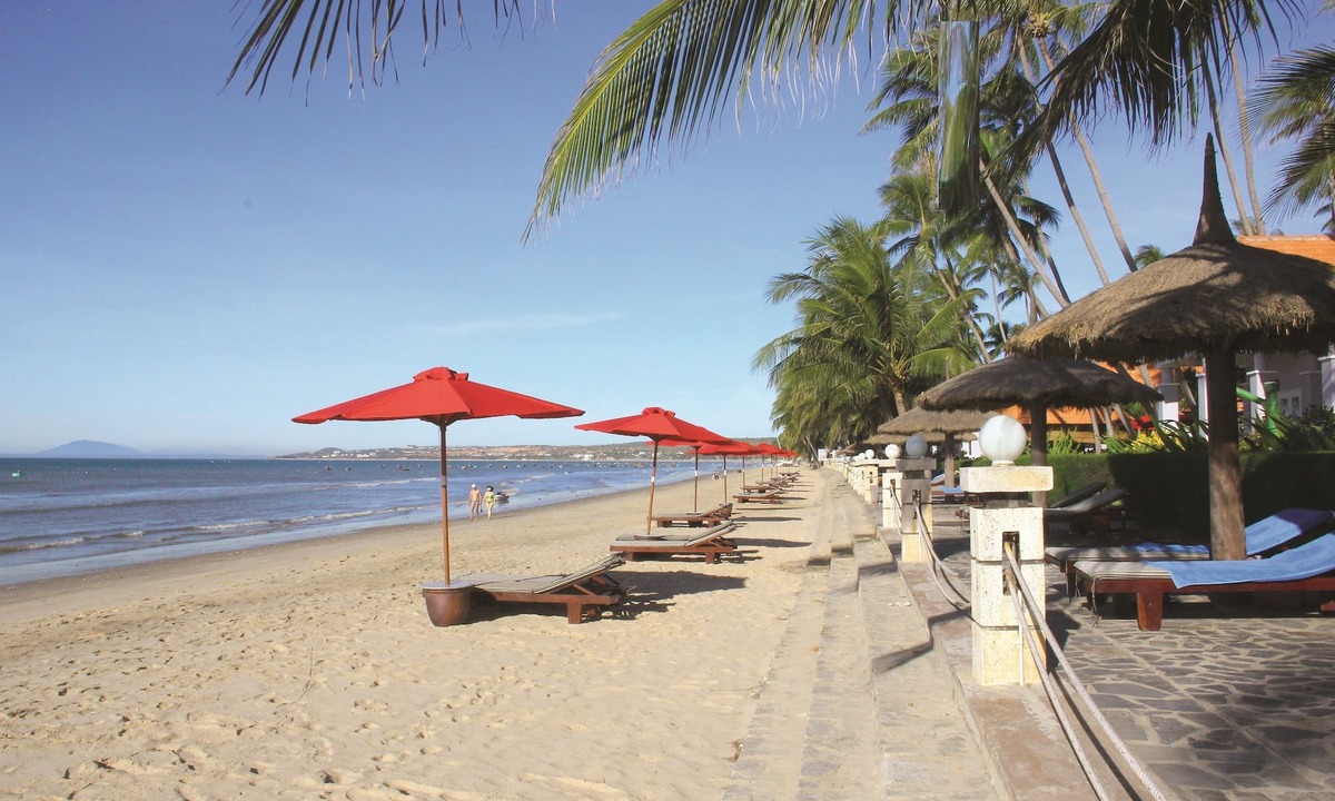 East Ham Tien Beach Hotel | MuiNe Century Beach Resort & Spa