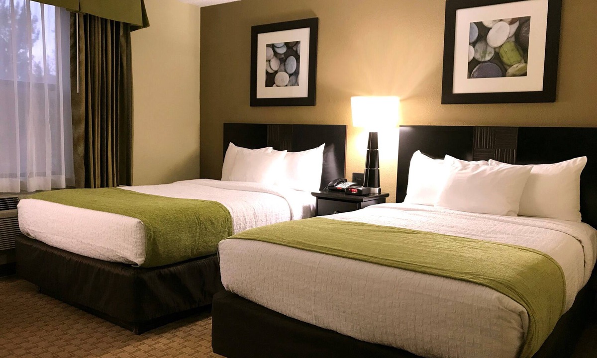 Tuba City Hotel | Navajoland Hotel of Tuba City