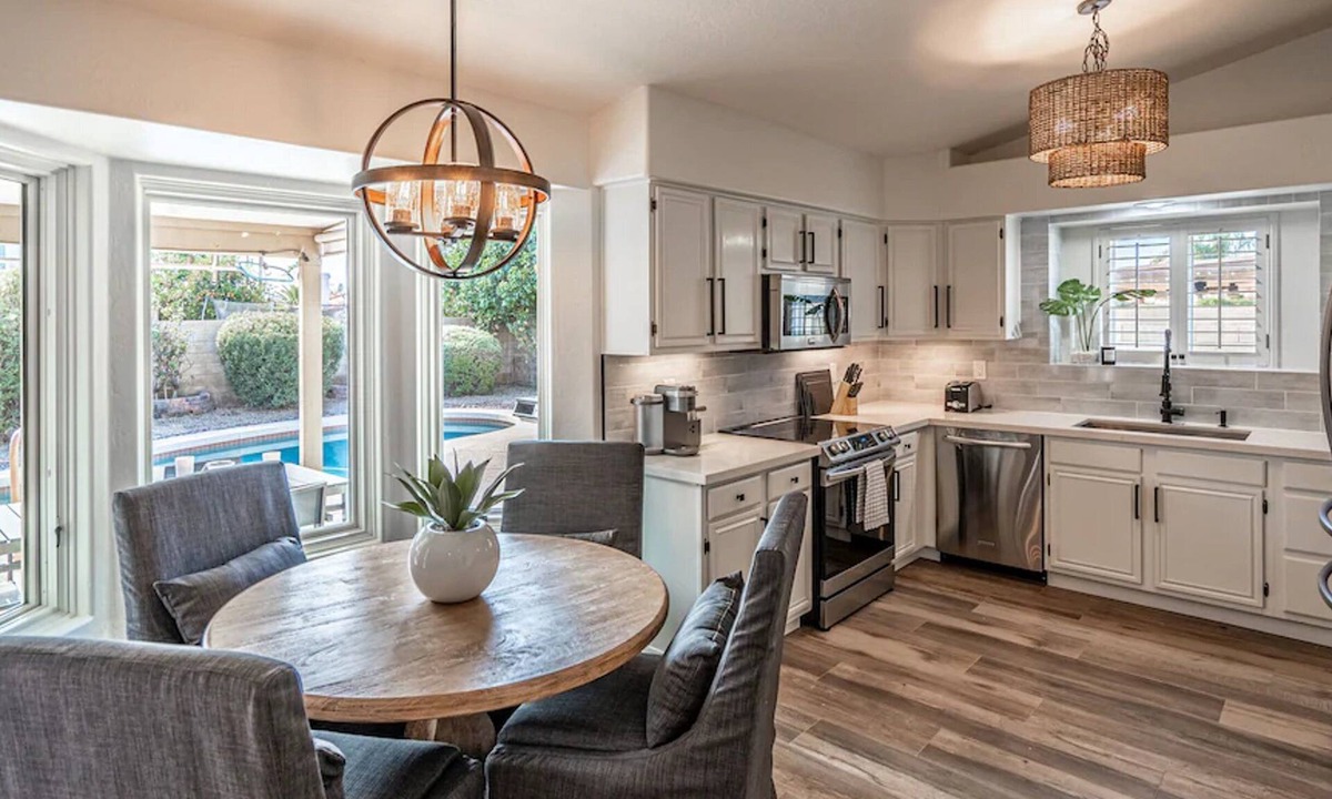 Continental Foothills Cottage | New Listing! Stylish 4 Bdrm W/pool and Game Room
