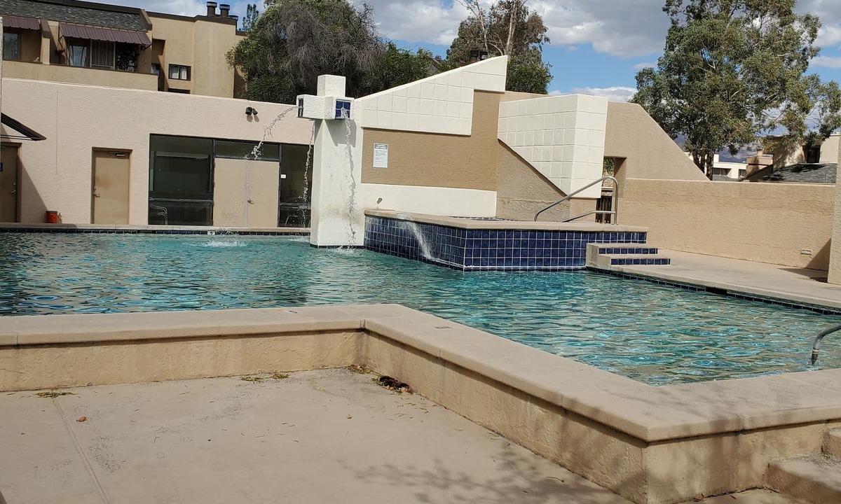 Tucson Condo | New lower pricing, available dates for 4/I/26 and beyond! Check Calendar!
