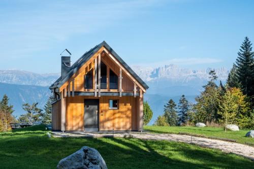 Cavareno Ski Chalet | NEW OPENING "Sissi Chalets" - Unique Luxury Hideaway with Mountain view & Sauna