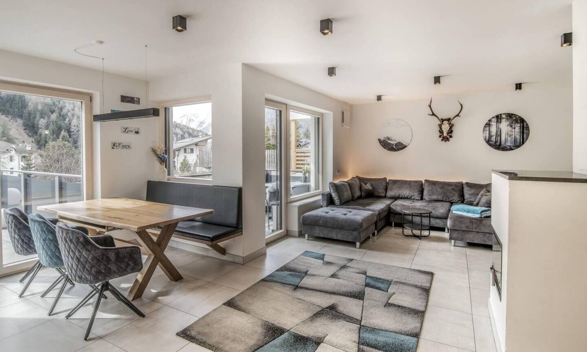 Colle Isarco Apartment | NEW! Villa Tribulaunblick – Style, Terrace, Alps