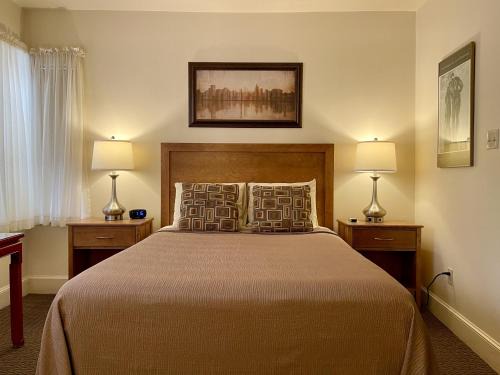 Fenway–Kenmore House | Oasis Guest House
